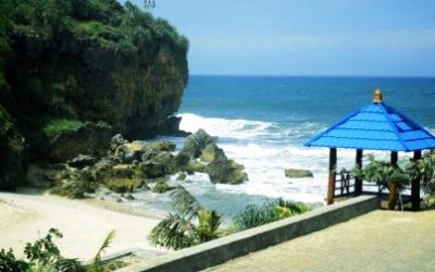 Pantai Ngedan: Pesona Pantai Baru Berpasir Putih di Gunung Kidul